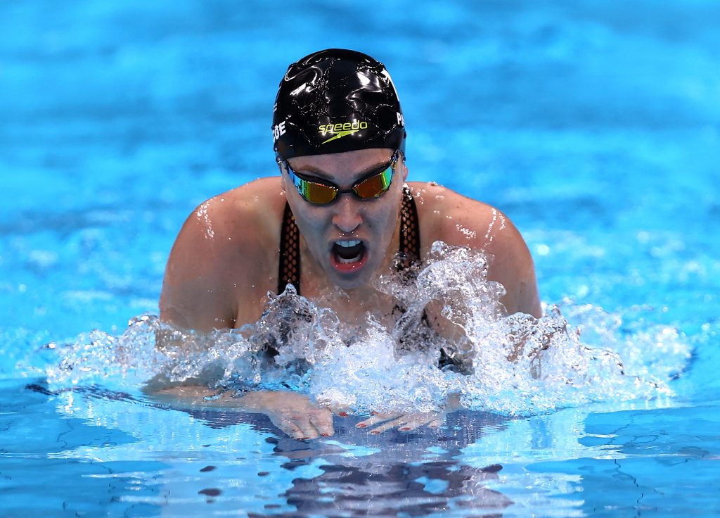 Sophie Pascoe competing in the pool